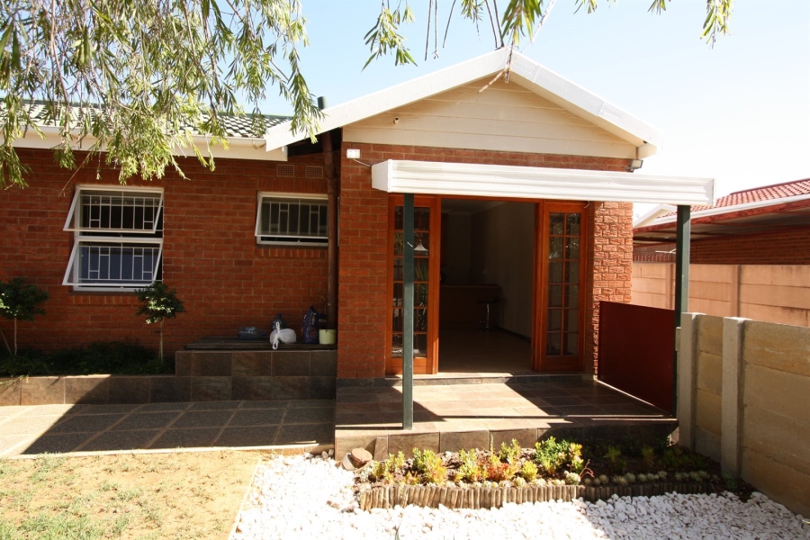 To Let 1 Bedroom Property for Rent in Riebeeckstad Free State